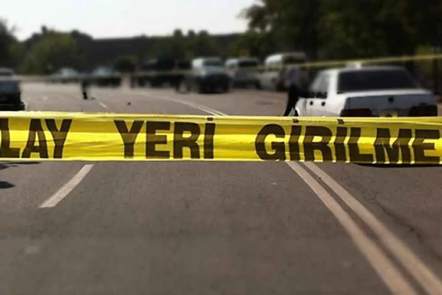 Karacabey'de devrilen tır yolu kapattı, kilometrelerce kuyruk oluştu