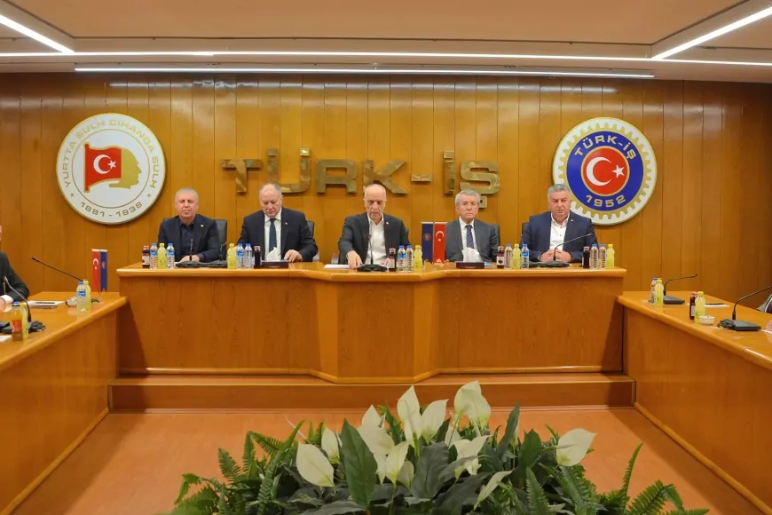 Türk-İş’ten Hazine ve Maliye Bakanlığı önünde eylem kararı