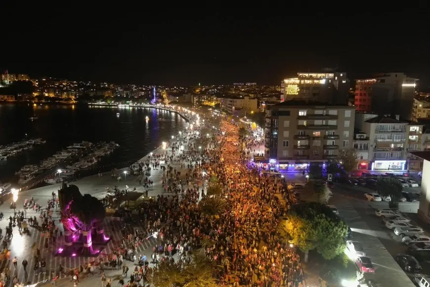 Çanakkale'de Fener Alayı coşkusu!