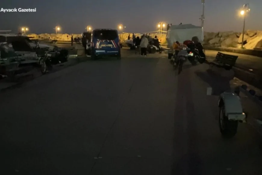 Küçükkuyu Limanında Hareketsiz Yatan Kişi Hayatını Kaybetti: Soruşturma Başlatıldı